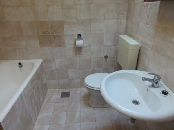 Nice And Cozy Apartment Ferry In Medulin Bagian luar foto