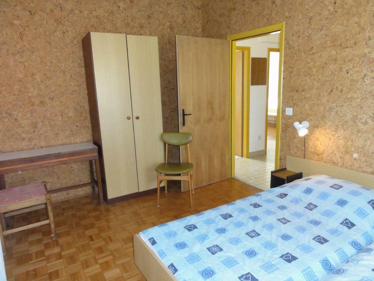 Nice And Cozy Apartment Ferry In Medulin Bagian luar foto