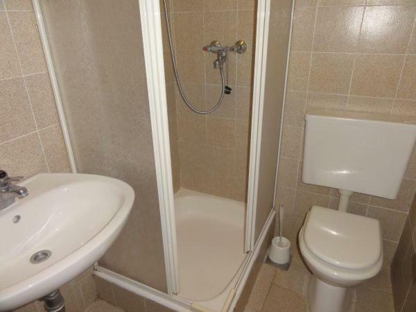 Nice And Cozy Apartment Ferry In Medulin Bagian luar foto
